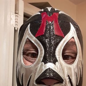 Meet your Posher, Manuel